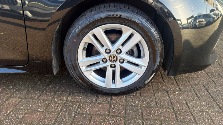 Toyota Corolla 1.8 VVT-i Hybrid Icon Tech 5dr CVT Hybrid Hatchback